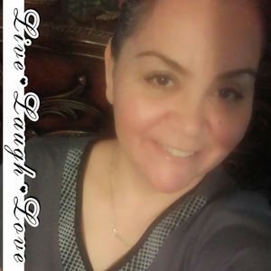 Meet your Posher, Cecilia